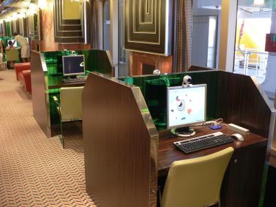 Cafe internet Dood Day . Net